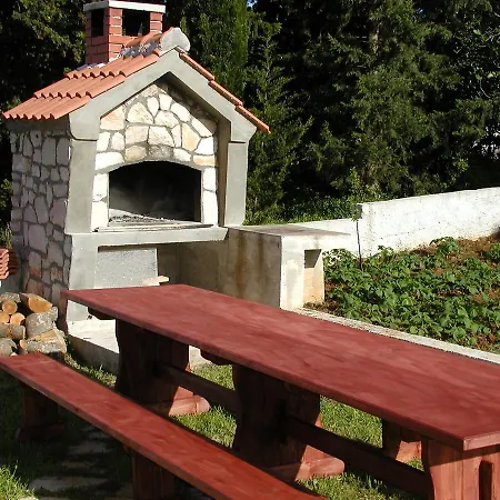 Apartman Njofra.5 *